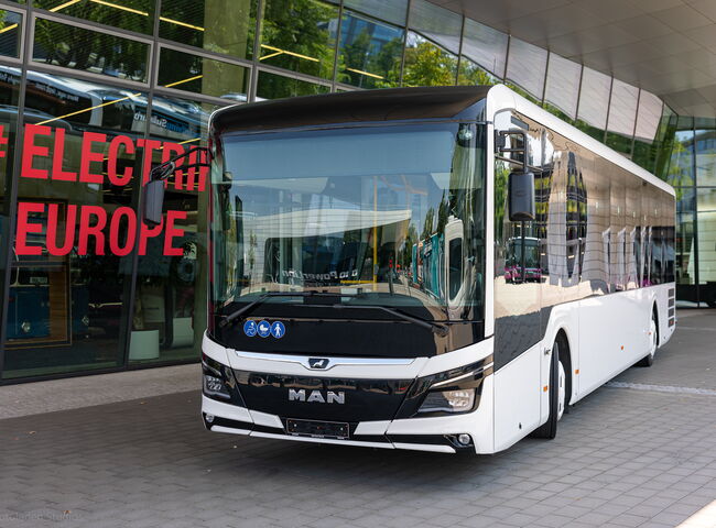 Neuer Linienbuss der Fa. MAN
